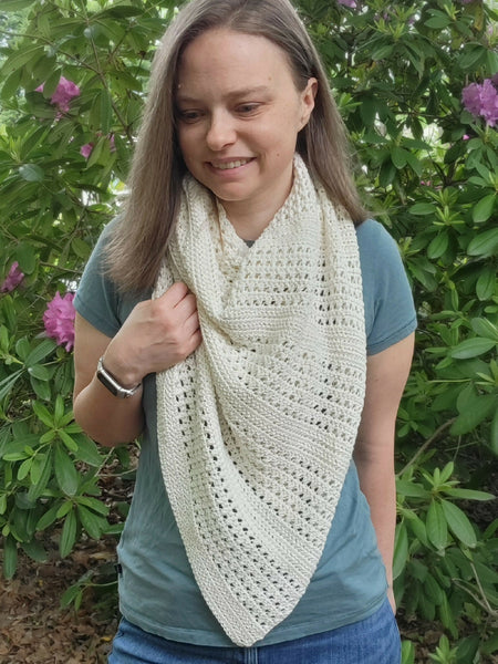 Rustic Summer Asymmetrical Shawl (Crochet) – Lion Brand Yarn