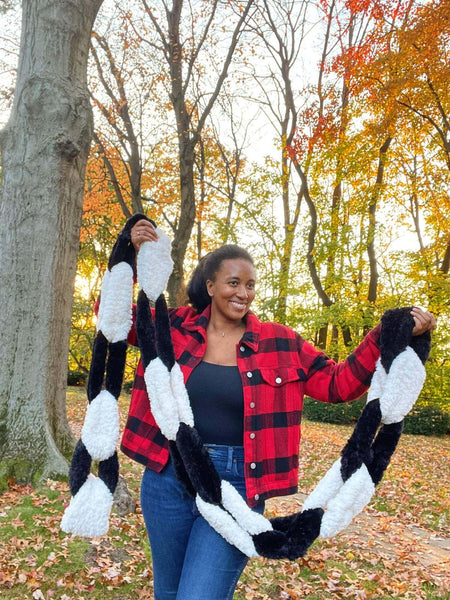 Knit Kit - Faux Paper Chain Scarf – Lion Brand Yarn display picture 1