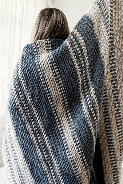 【未使用】HV POLO Jarsey Blanket Brandson ブランケット ラグ 195cm ネイビー 乗馬 馬術 Crochet Kit - Moments Throw – Lion Brand Yarn