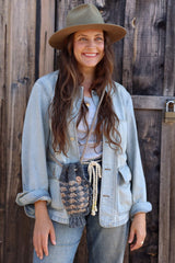 B72664 image 3 thumbnail