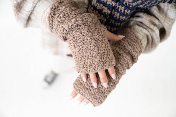 Fingerless Gloves (Crochet) – Lion Brand Yarn