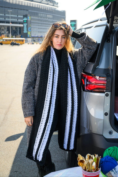 Varsity Scarf (Crochet) – Lion Brand Yarn