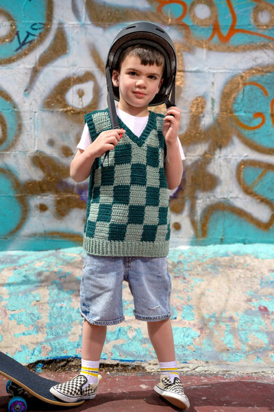 Checkmate Vest (Crochet) – Lion Brand Yarn