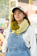 Openwork Scarf (Crochet) thumbnail