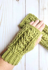 Karen Cable Mitts (Crochet) thumbnail