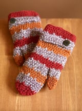 Spray Of Color Pumpkin Mittens (Crochet) thumbnail