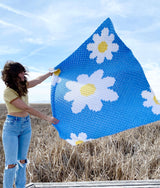 Crochet Kit - Daisy Day Throw image 3 thumbnail