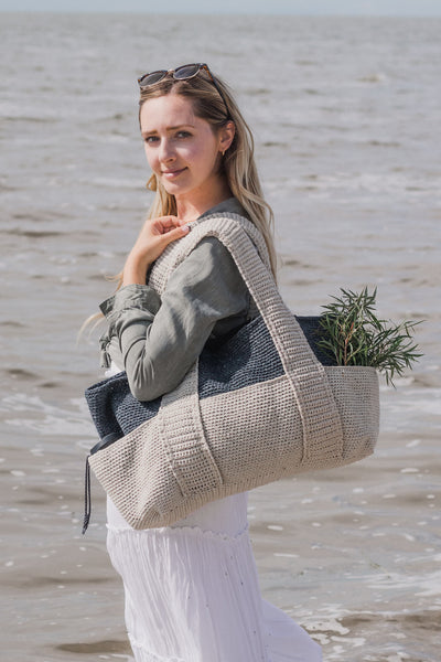 s*t様 美品★loin. ロワン リネントートバッグ Crochet Kit - Twin Lakes Beach Tote – Lion Brand Yarn