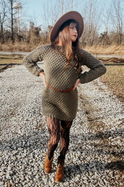 knit a sweater dress Seasonal Treats Cable in Ivory 5% Viscose US 15 (10 mm) 32 (80 cm) circular needles US 17 (12 mm) 32 (80 cm) circular needles Note Cut Out Keyhole Long Sleeve