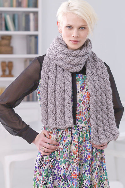 Knit-Pattern-Cabled-Scarf-