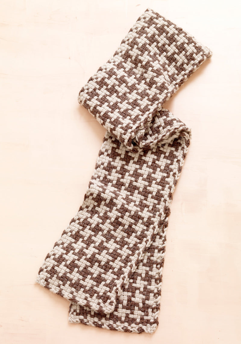 Loom Woven Houndstooth Check Scarf (Loom-Weave)