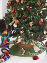 Candy Cane Crochet Tree Skirt - Version 1 image 2 thumbnail