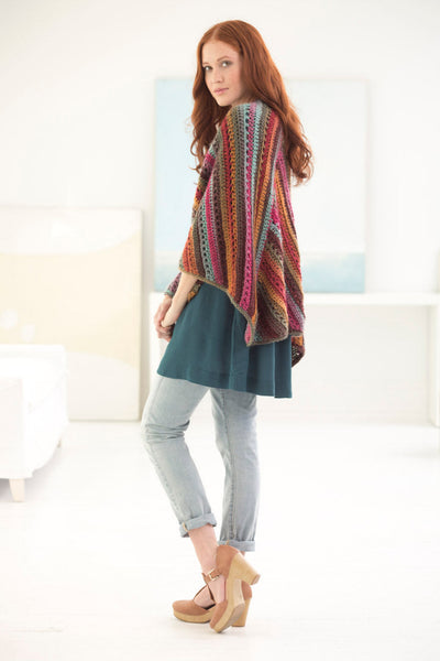 Striated Triangles Shawl (Crochet) – Lion Brand Yarn
