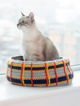 Curl-Up Kitty Cat Bed (Crochet) thumbnail