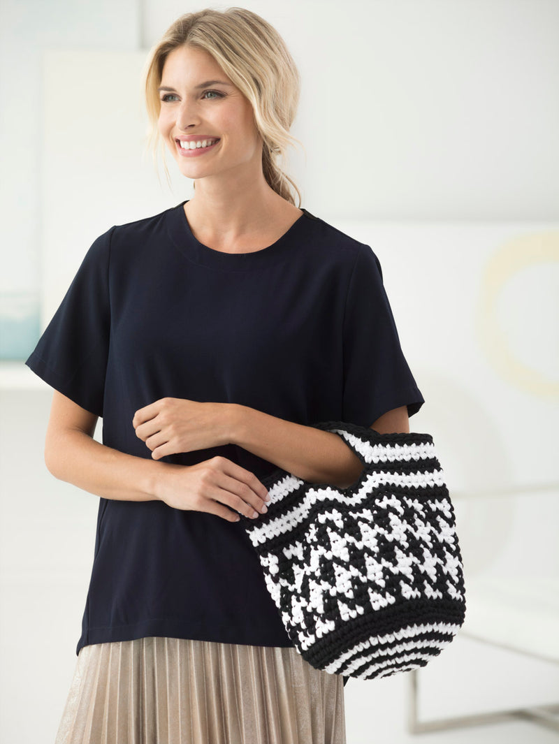Black And White Bag (Crochet)
