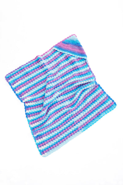 Hooded Blankie (Crochet) – Lion Brand Yarn