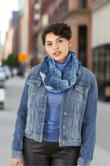 Gradient Ripple Cowl image 2 thumbnail