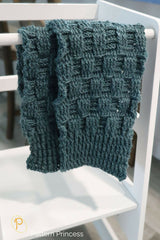 Crochet Scarf Hanged thumbnail