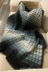 Midnight Moonlight Tiny Hearts Blanket (Crochet) thumbnail