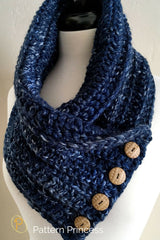 Chunky Neck Warmer in Thick & Quick River Run yarn  thumbnail