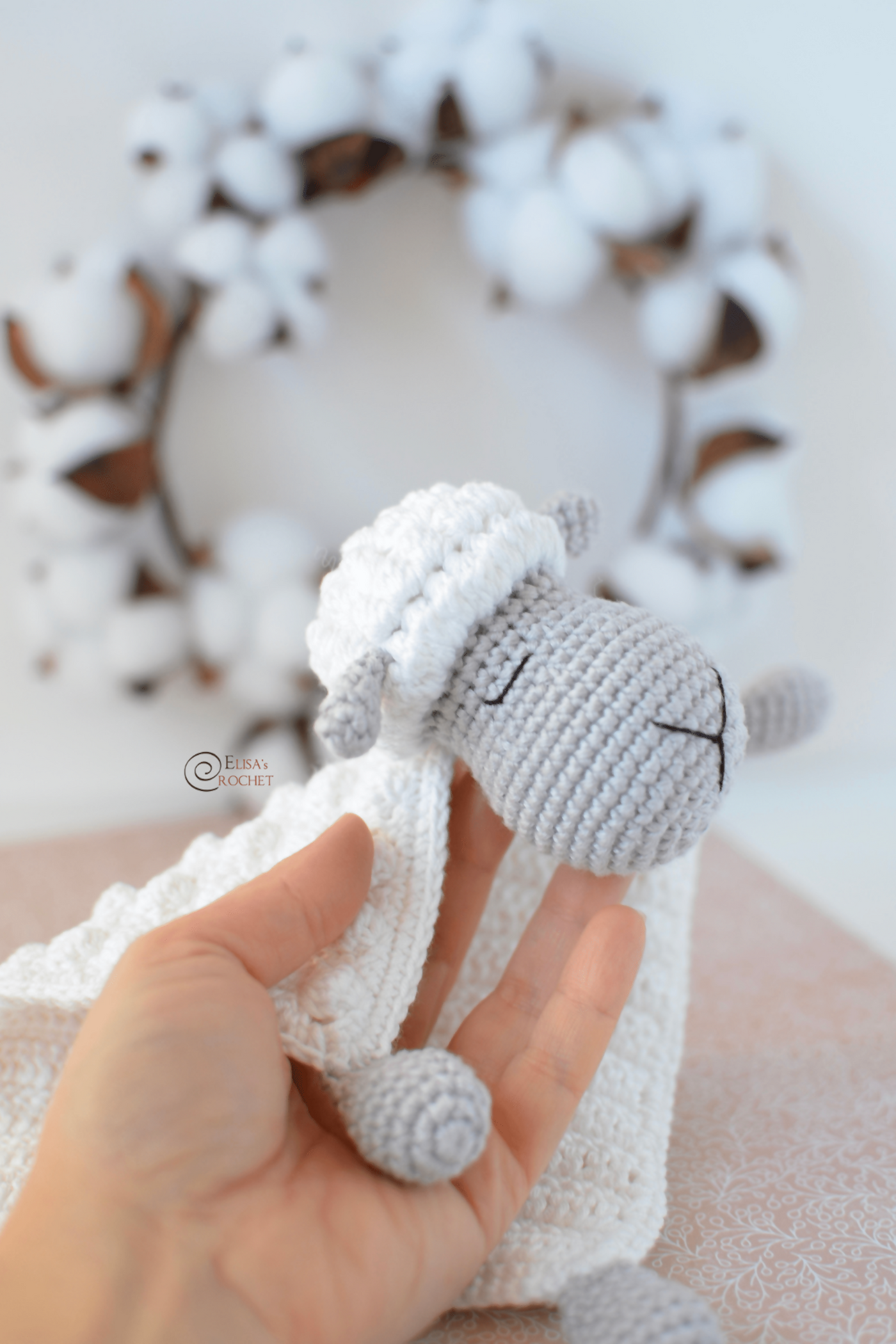 Sheep Security Blanket (Crochet) – Lion Brand Yarn