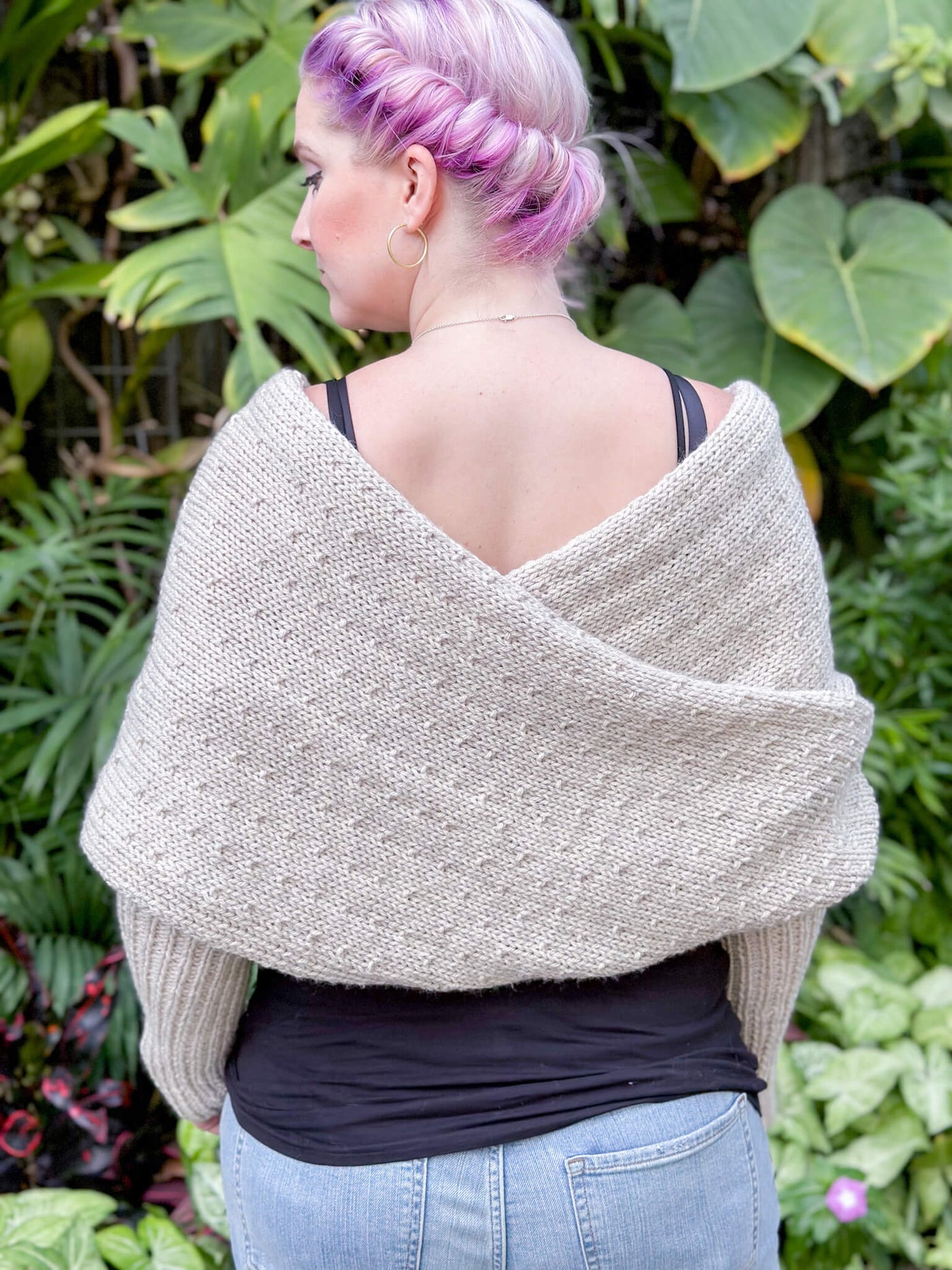 knitted shawl with sleeves pattern