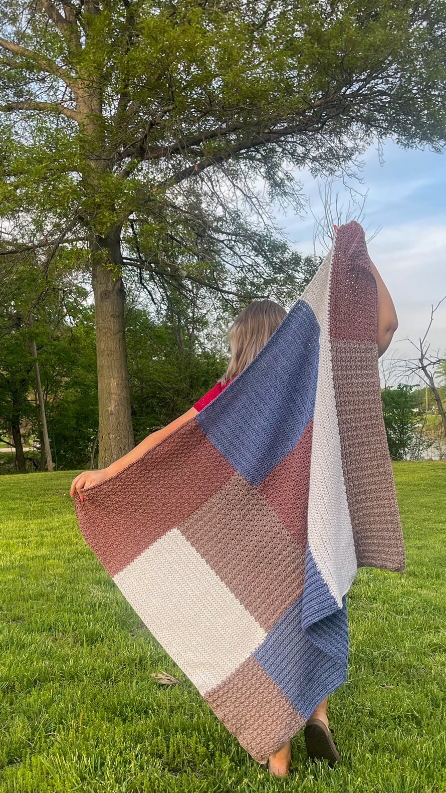 Geometric Throw Crochet Kit - Geometry Throw – Lion Brand Yarn