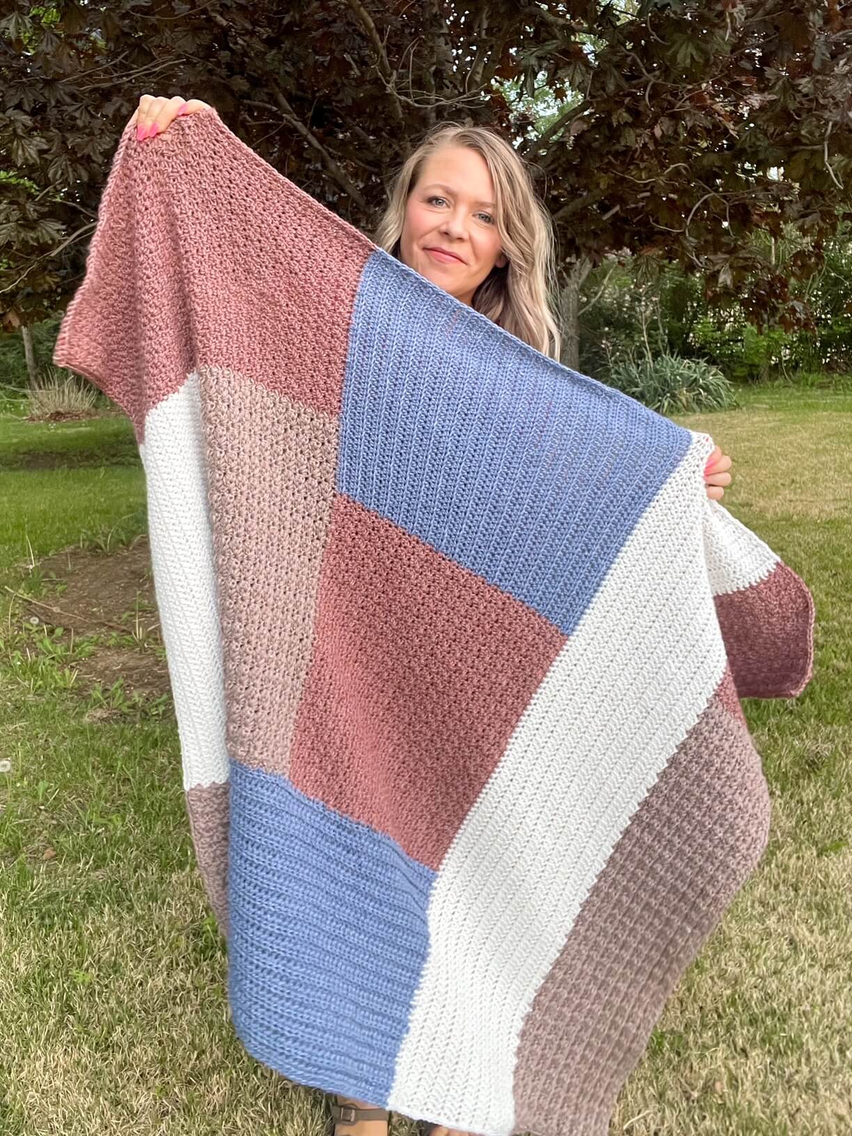Geometric Throw Crochet Kit - Geometry Throw – Lion Brand Yarn