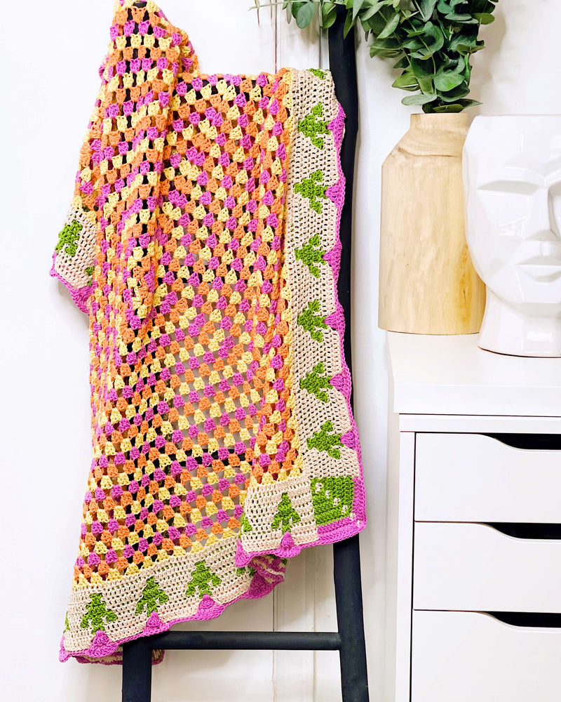 Crochet Kit - Granny's Flower Throw – Lion Brand Yarn