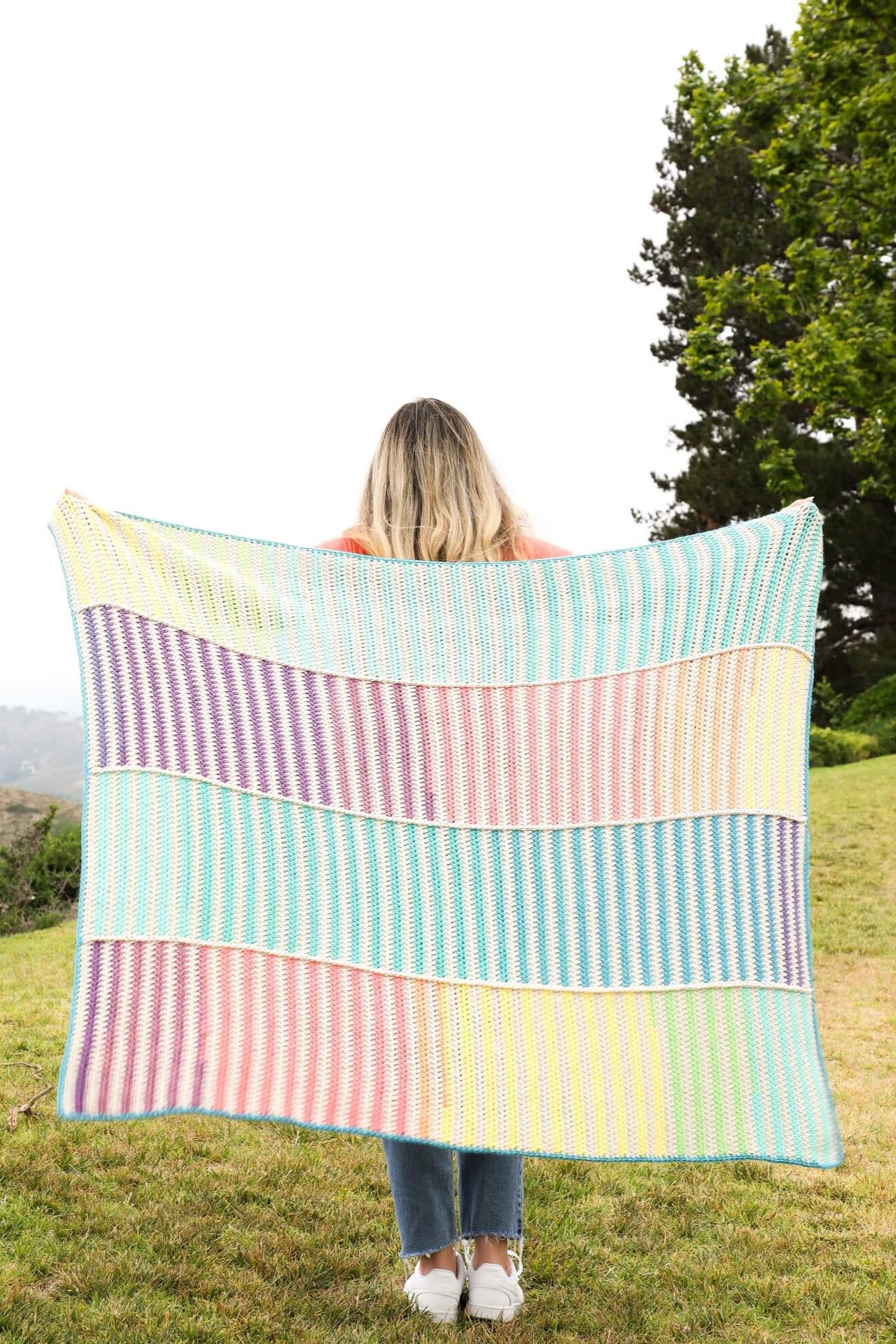 Crochet Kit - Summer Flow Throw – Lion Brand Yarn