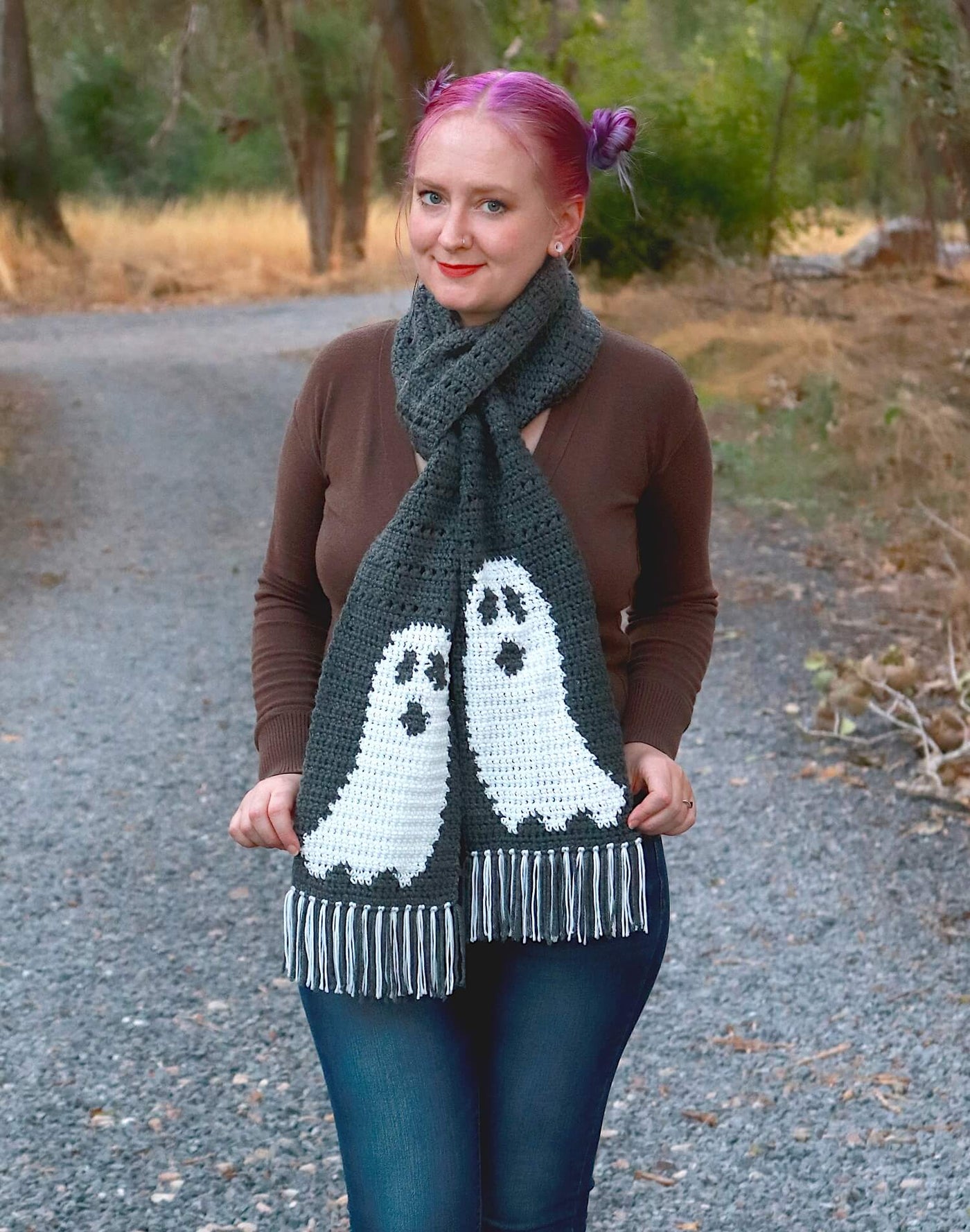 Crochet Kit - Gloria Ghost Scarf – Lion Brand Yarn