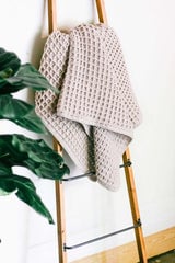 Crochet Kit - Wooly Waffles Throw thumbnail