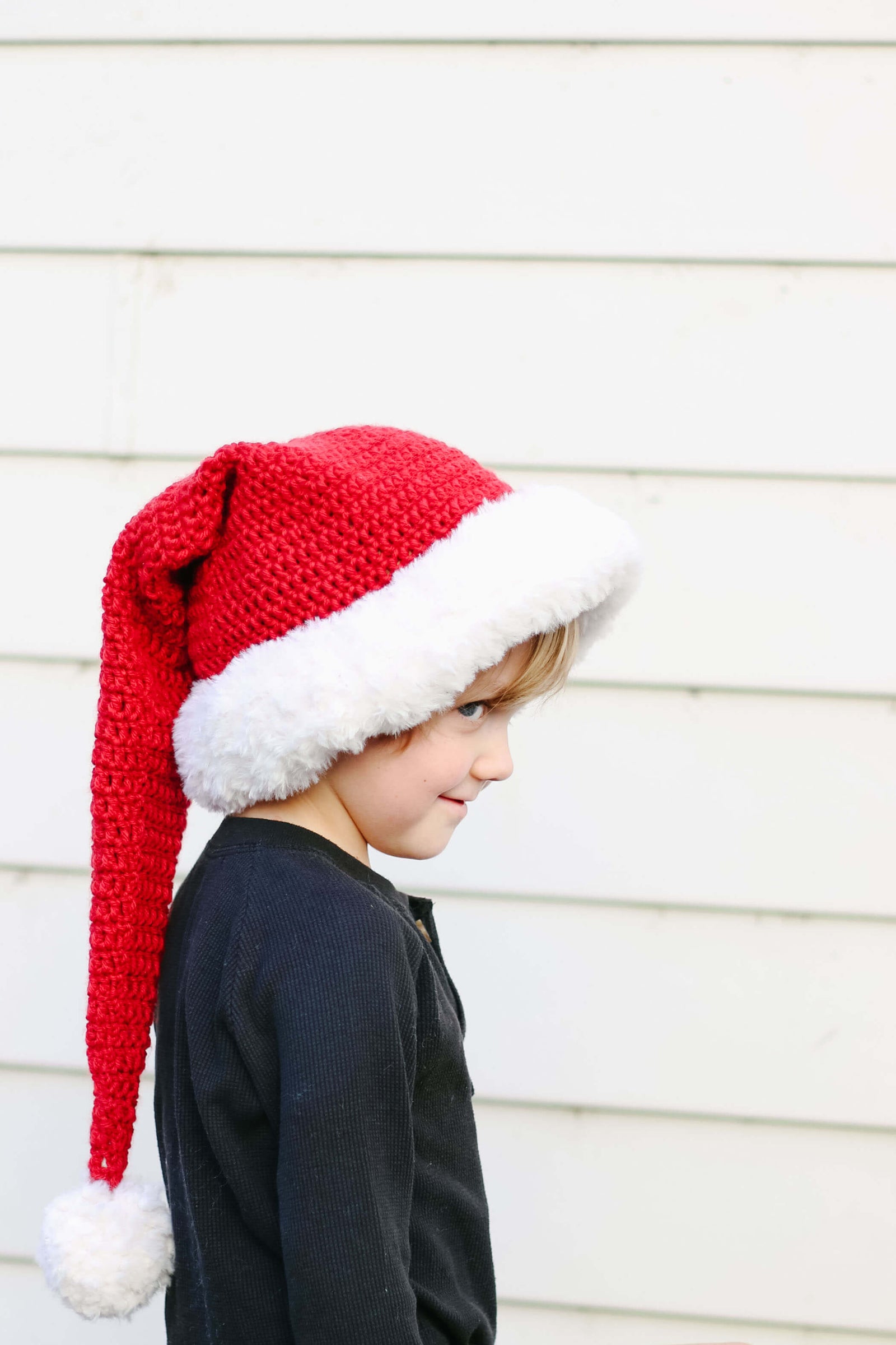 Crochet Kit - Santa Hat – Lion Brand Yarn