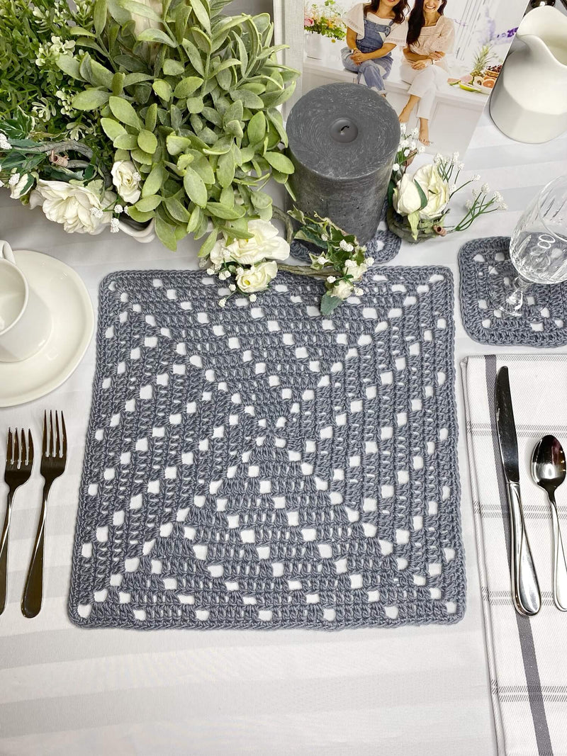 Crochet Kit - The Simplicity Collection – Lion Brand Yarn