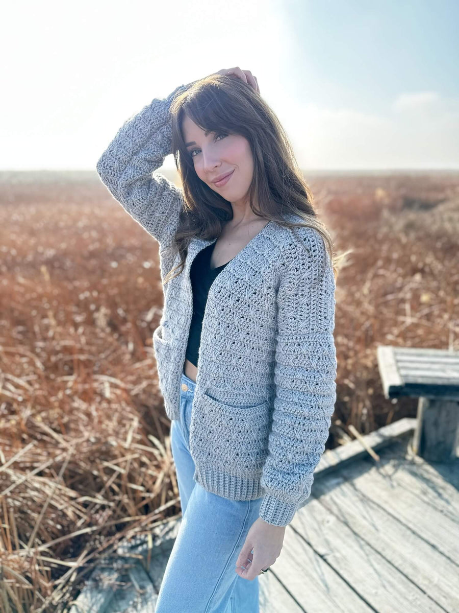 St. Christopher カーディガン 48 Crochet Kit - Star-Crossed Cardigan – Lion Brand Yarn