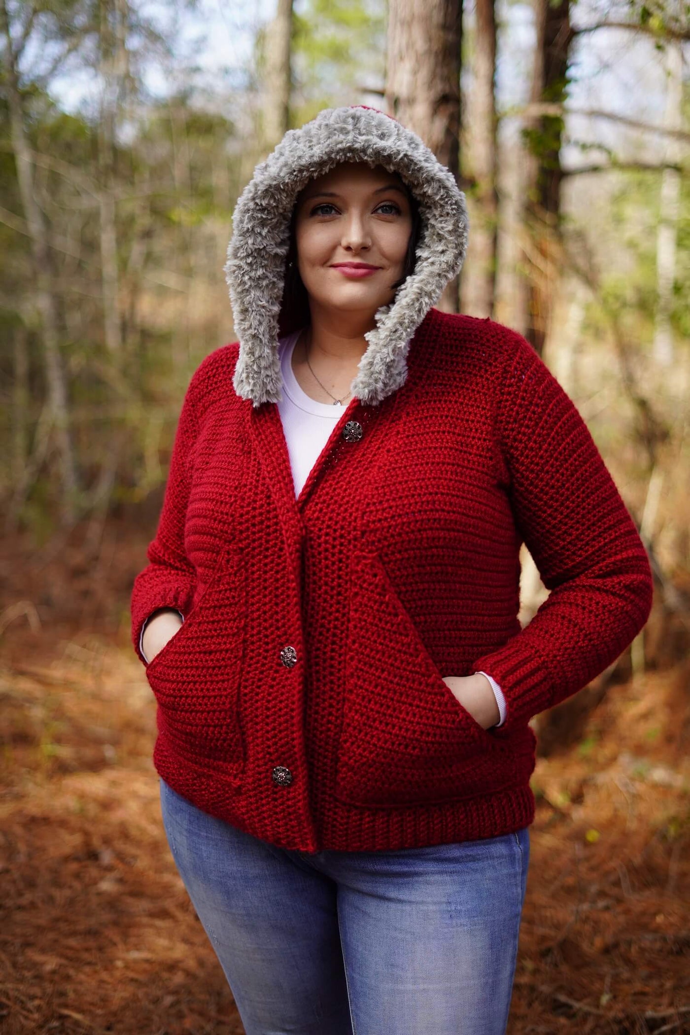 イタリア製　ニットジャケットLANA VERGINE VIRGIN WOOL Crochet Kit - Winter Thistle Jacket – Lion Brand Yarn