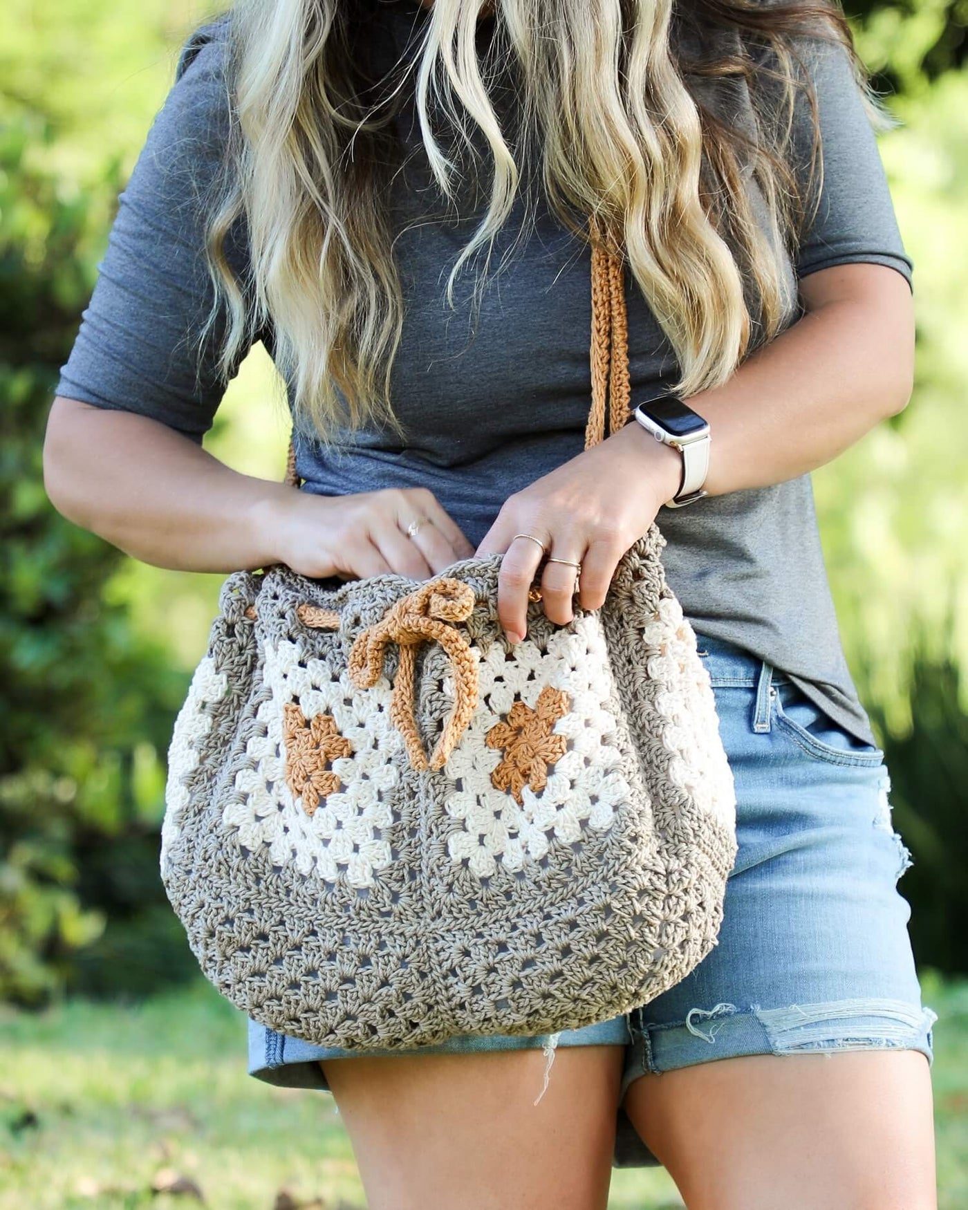 Crochet Kit - Sunburst Tote – Lion Brand Yarn