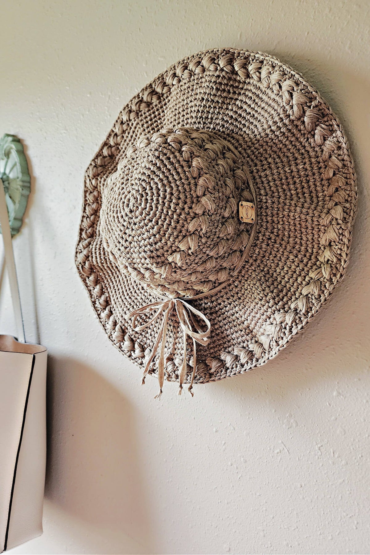 3671 Wide Brim Crochet Sun Hat Boho Cowboy Hat With 3 Decorative Hat Bands Crocheted raffia sun hat with boho cow applique main image 2