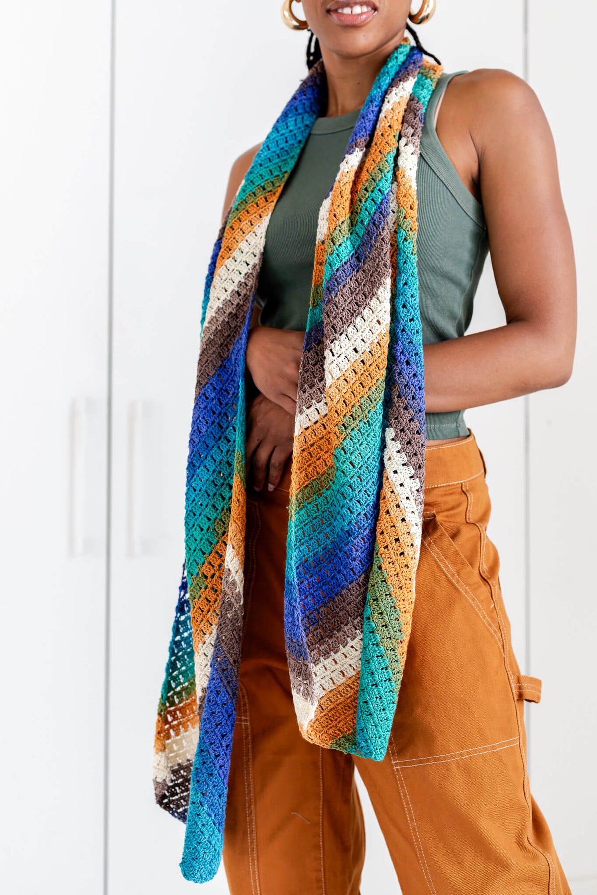 Crochet Kit - Kelli Bias Scarf – Lion Brand Yarn