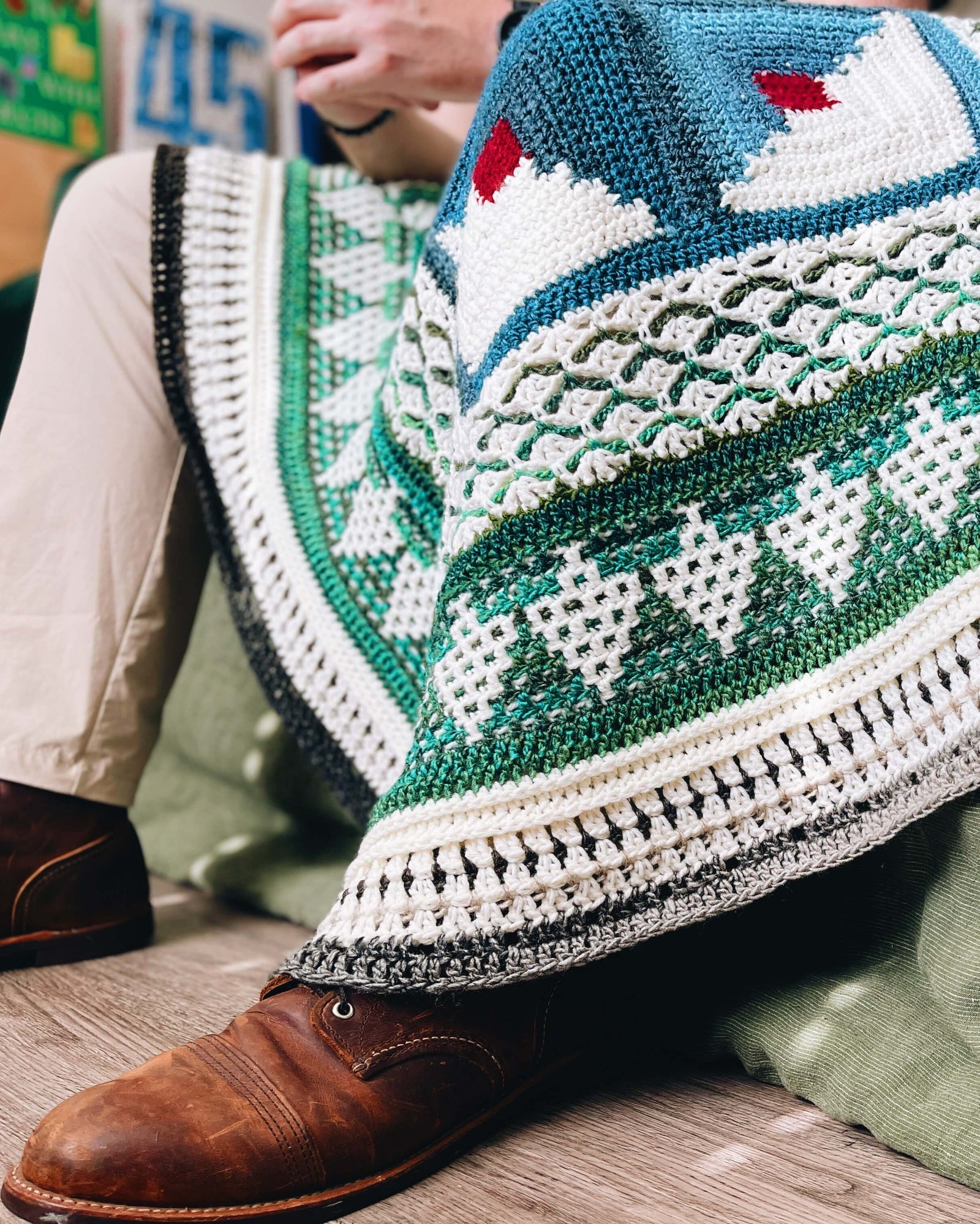 Crochet Kit - Woodland Valley Throw – Lion Brand Yarn