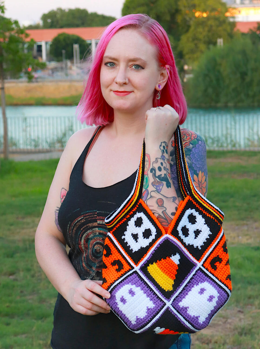 Crochet Kit - Patchwork Halloween Bag – Lion Brand Yarn