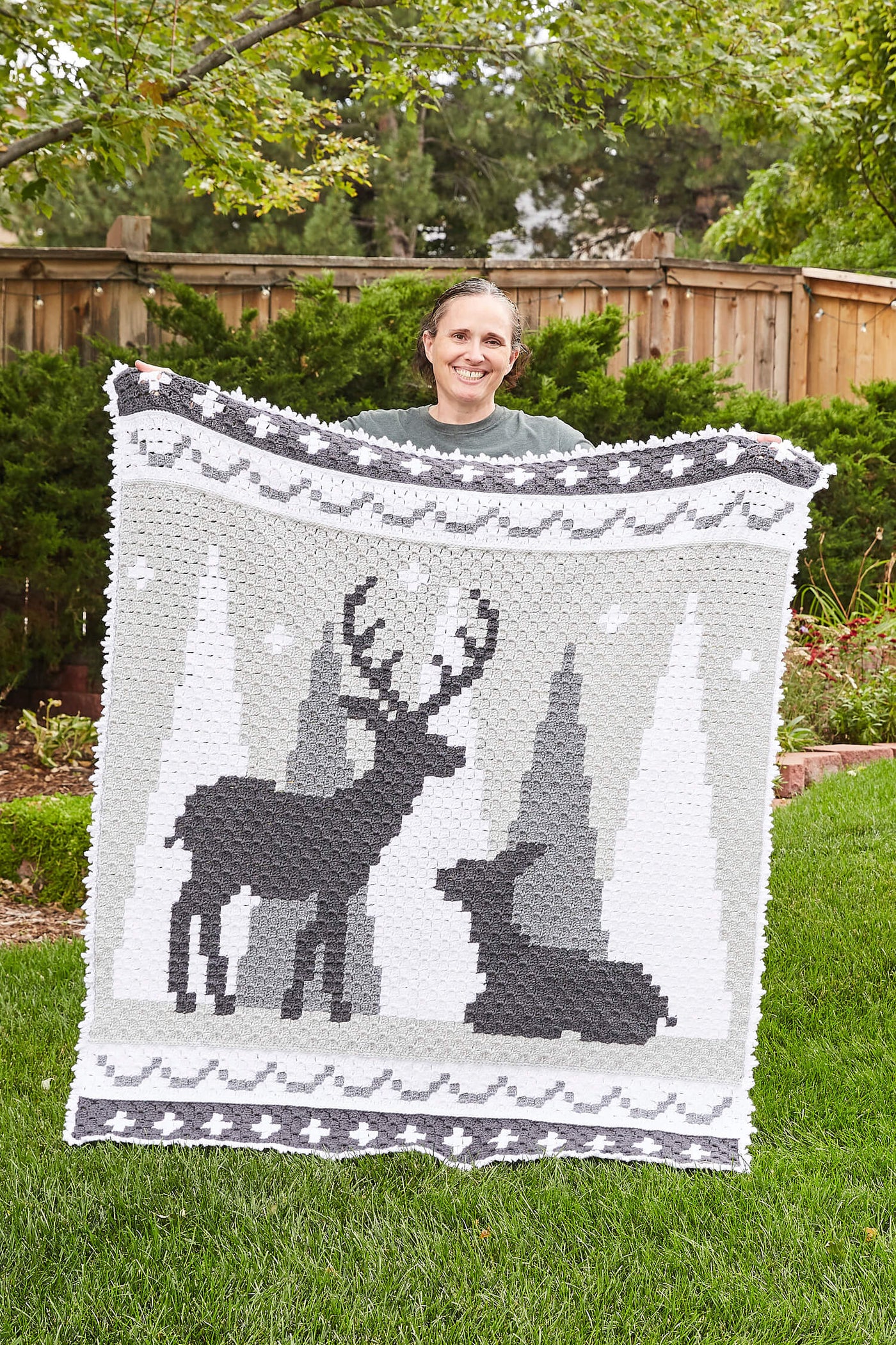 Crochet Kit - Winter Wonderland Afghan – Lion Brand Yarn