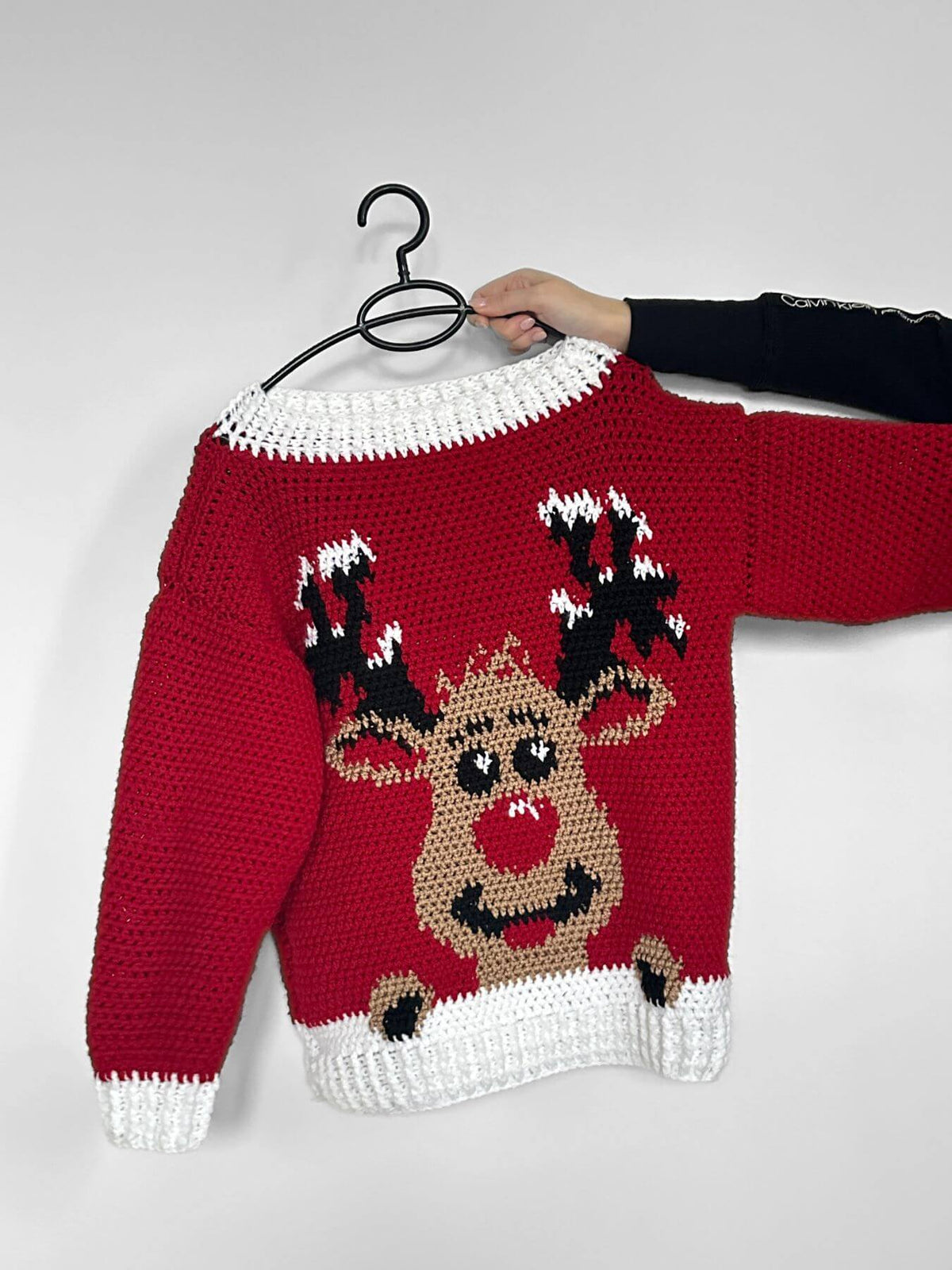 Crochet Kit Reindeer Christmas Sweater – Lion Brand Yarn