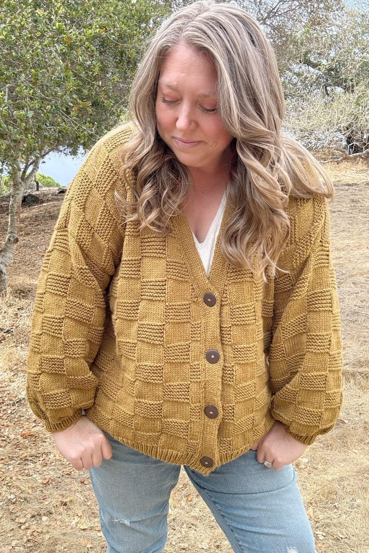 Knit Kit - The Quinn Cardigan – Lion Brand Yarn