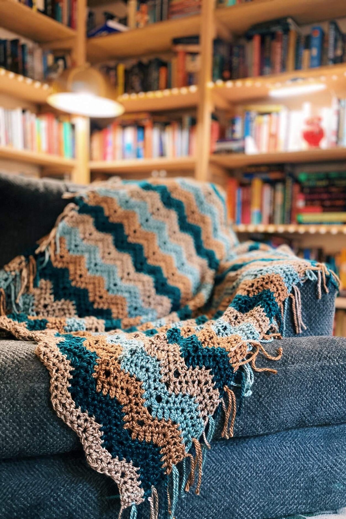 Crochet Kit - Easy Ripple Throw – Lion Brand Yarn