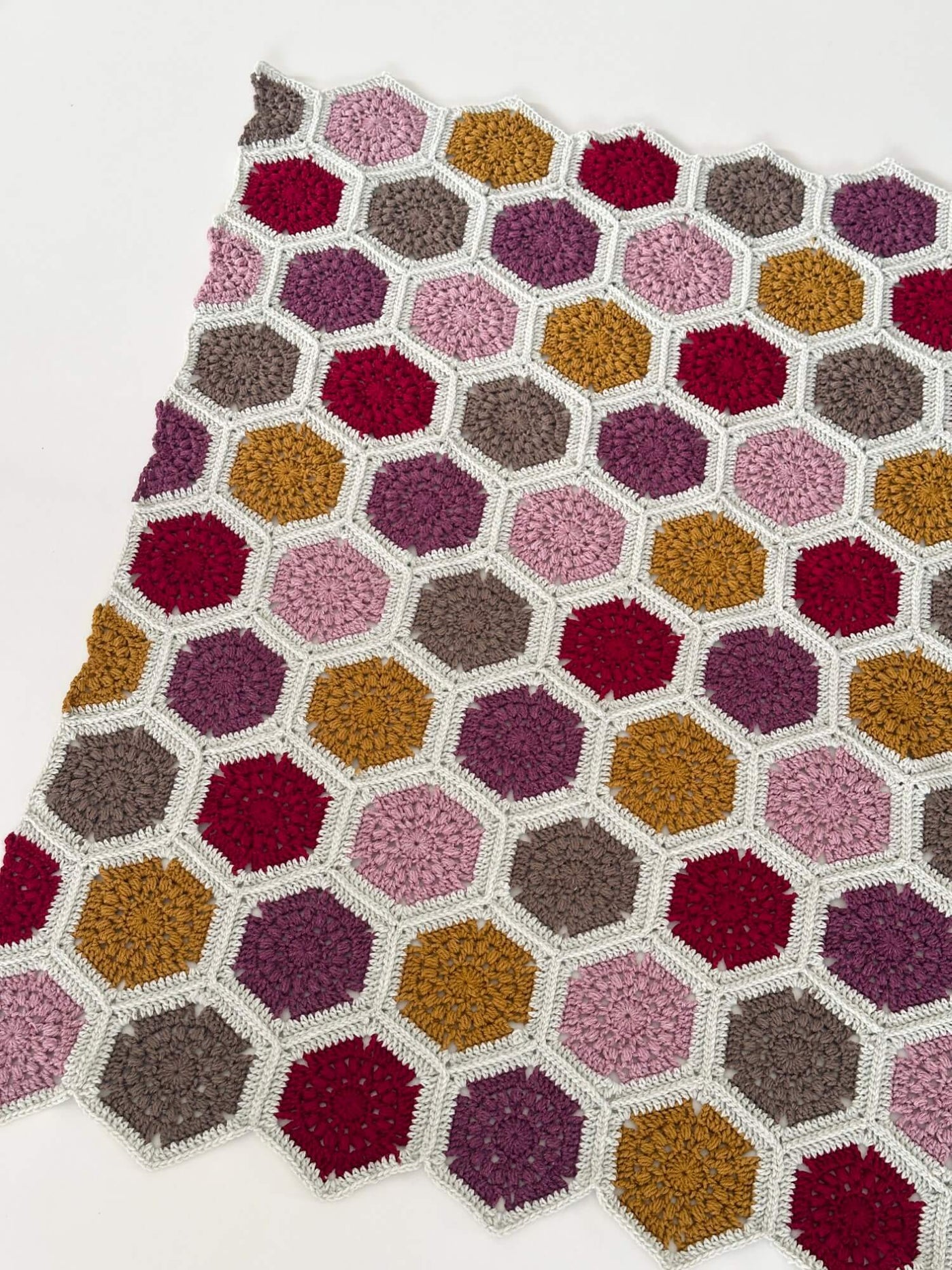 Crochet Kit - Tulip Hexagon Throw – Lion Brand Yarn