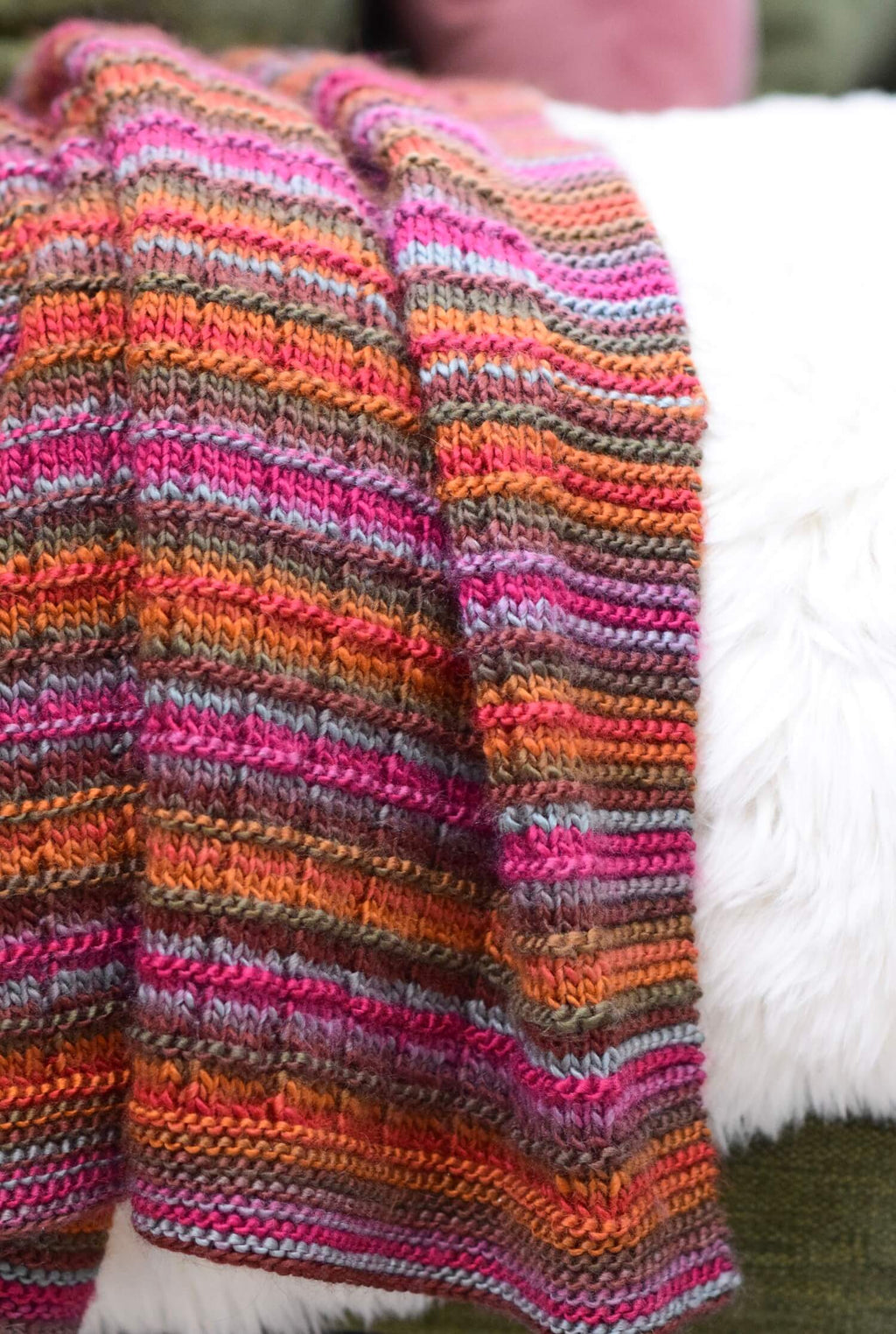 Knit Kit - Colorado Prismatic Throw – Lion Brand Yarn