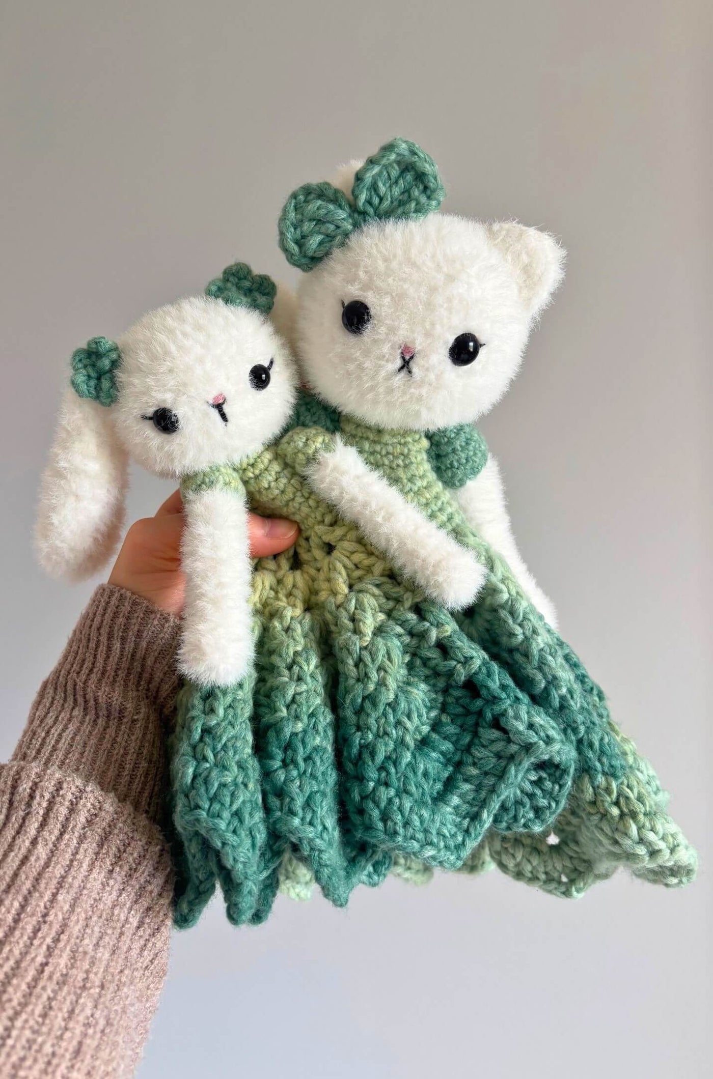Crochet Kit - Meadow Sibling Snugglers – Lion Brand Yarn