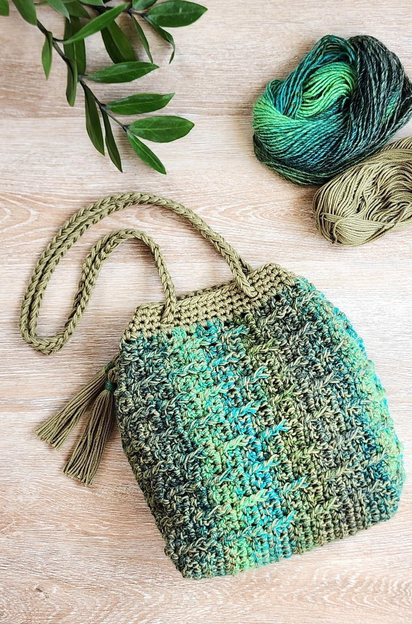 Crochet Kit - Chroma Shoulder Bag – Lion Brand Yarn