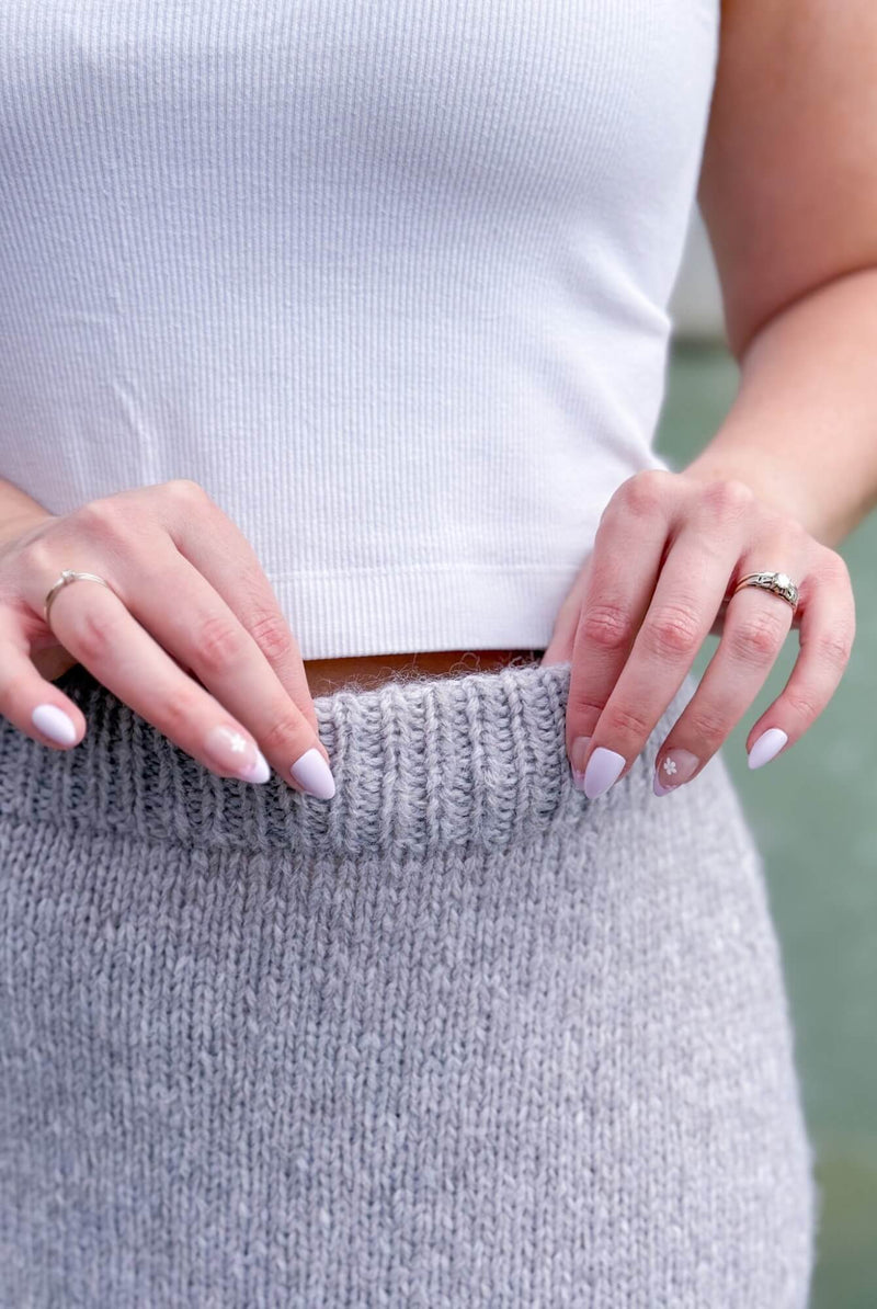 Knit Kit - Sweet V Skirt – Lion Brand Yarn